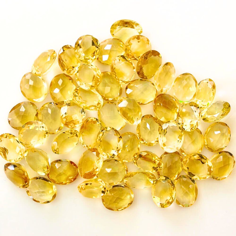 Natural Citrine Light Shade Oval Shape Fine Quality Loose Gemstone at Wholesale Rates (Rs 50/Carat)