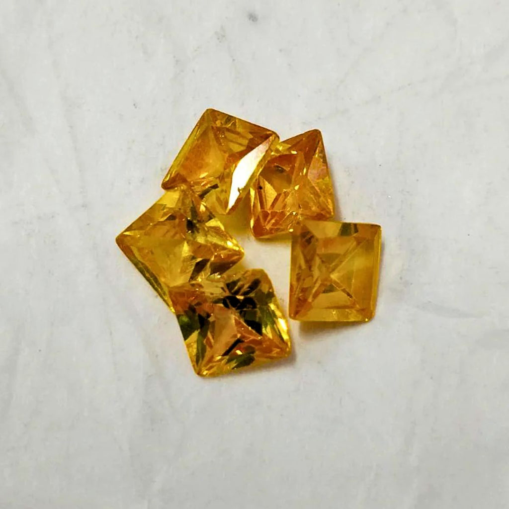 Created Yellow Cubic Zircon Princess Shape Fine Quality Loose Gemstone at Wholesale Rates (Rs 4/Carat)