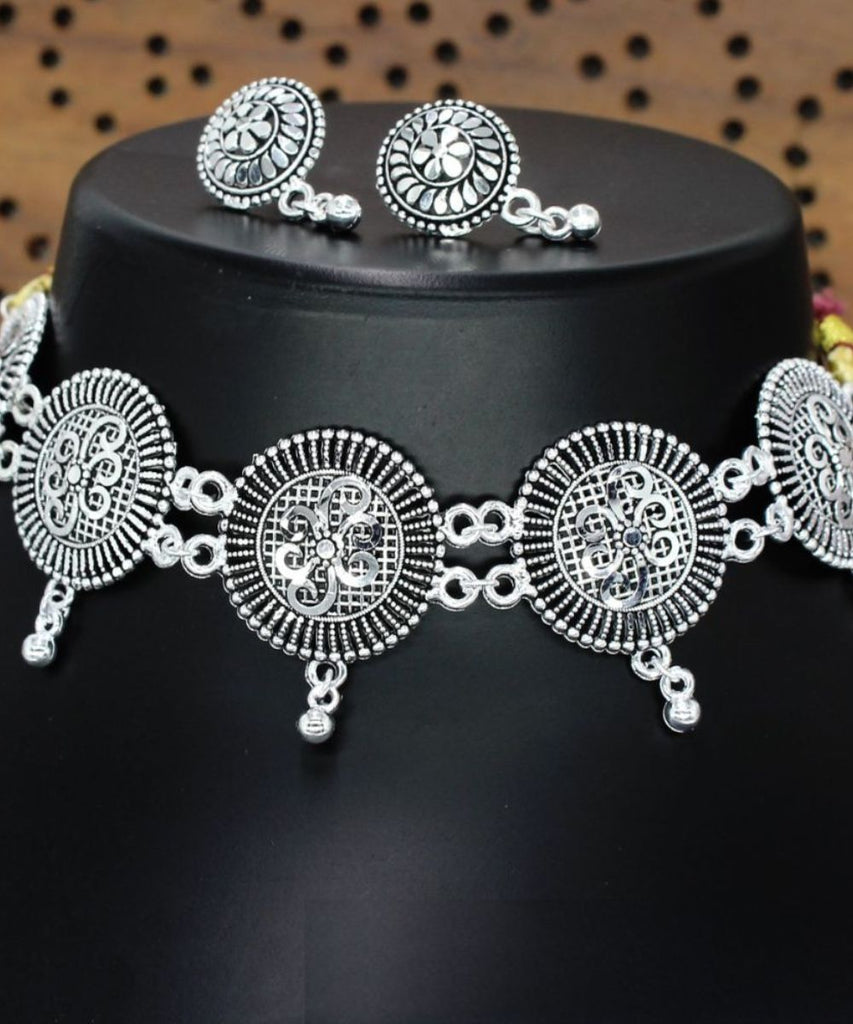 Elegant Jewellery for Women Oxidised Silver Necklace Jewellery Set with Earrings for Women