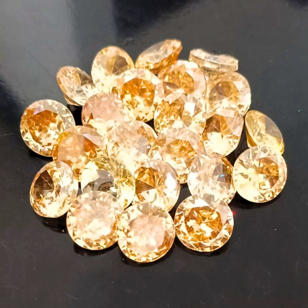 Created Light Brown Cubic Zircon Round Shape Fine Quality Loose Gemstone at Wholesale Rates (Rs 4/Carat)