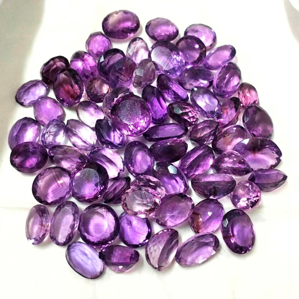 Natural Amethyst Oval Shape Fine Quality Loose Gemstone at Wholesale Rates (Rs 45/Carat)