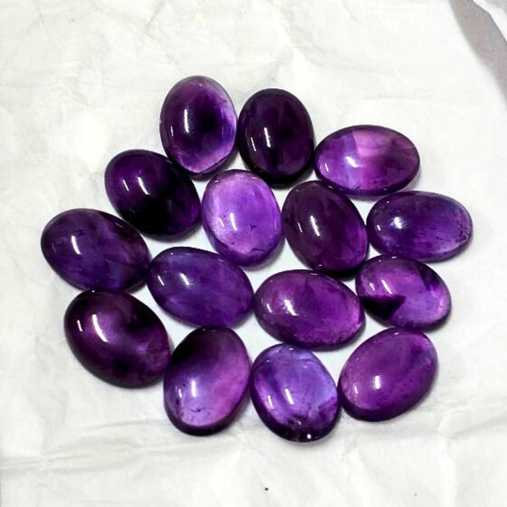 Natural Amethyst Cabochon Oval Shape Fine Quality Loose Gemstone at Wholesale Rates (Rs 45/Carat)