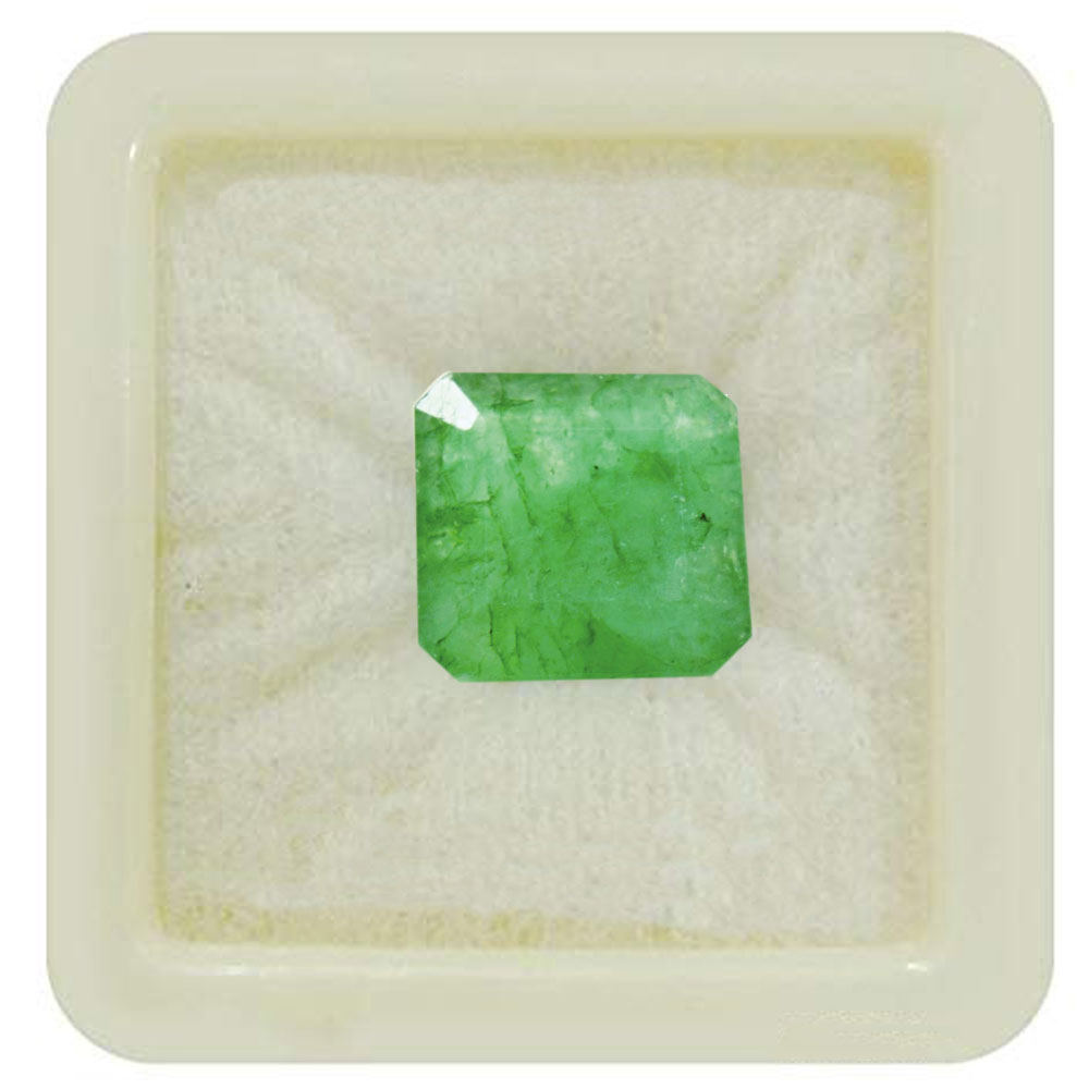 Natural Emerald Loose Gemstone Panna 2.25 To 10.25 Ratti Taurus Zodiac Vrish Rashi Upratan Venus Shukra Jupiter May Birthstone Astrology Jewelry Making at Wholesale Rates