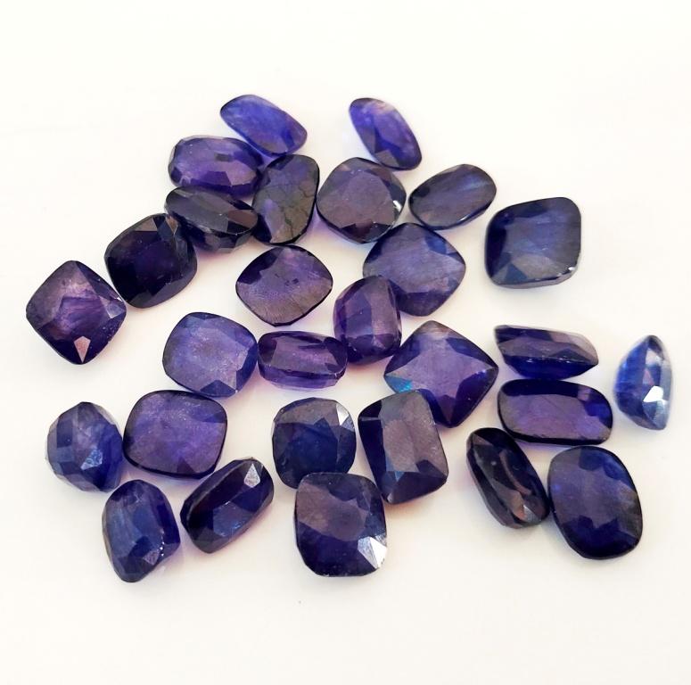 Natural Blue Sapphire Faceted Cushion Shape Fine Quality Loose Gemstone at Wholesale Rates (Rs 150/Carat)