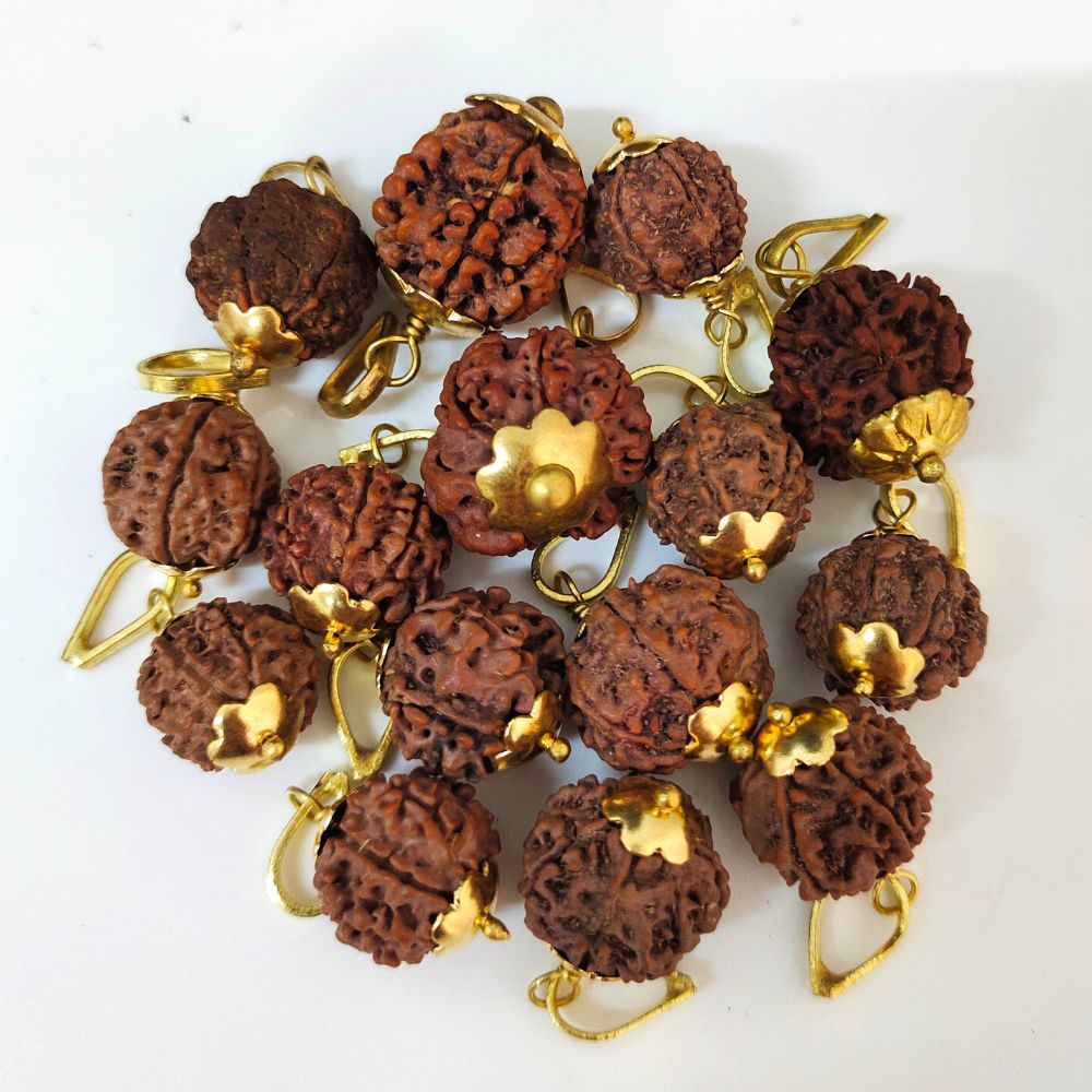 Natural 7 Mukhi Nepali Rudraksha Gold Plated Pendant at Wholesale Rates (Rs 110/Piece)