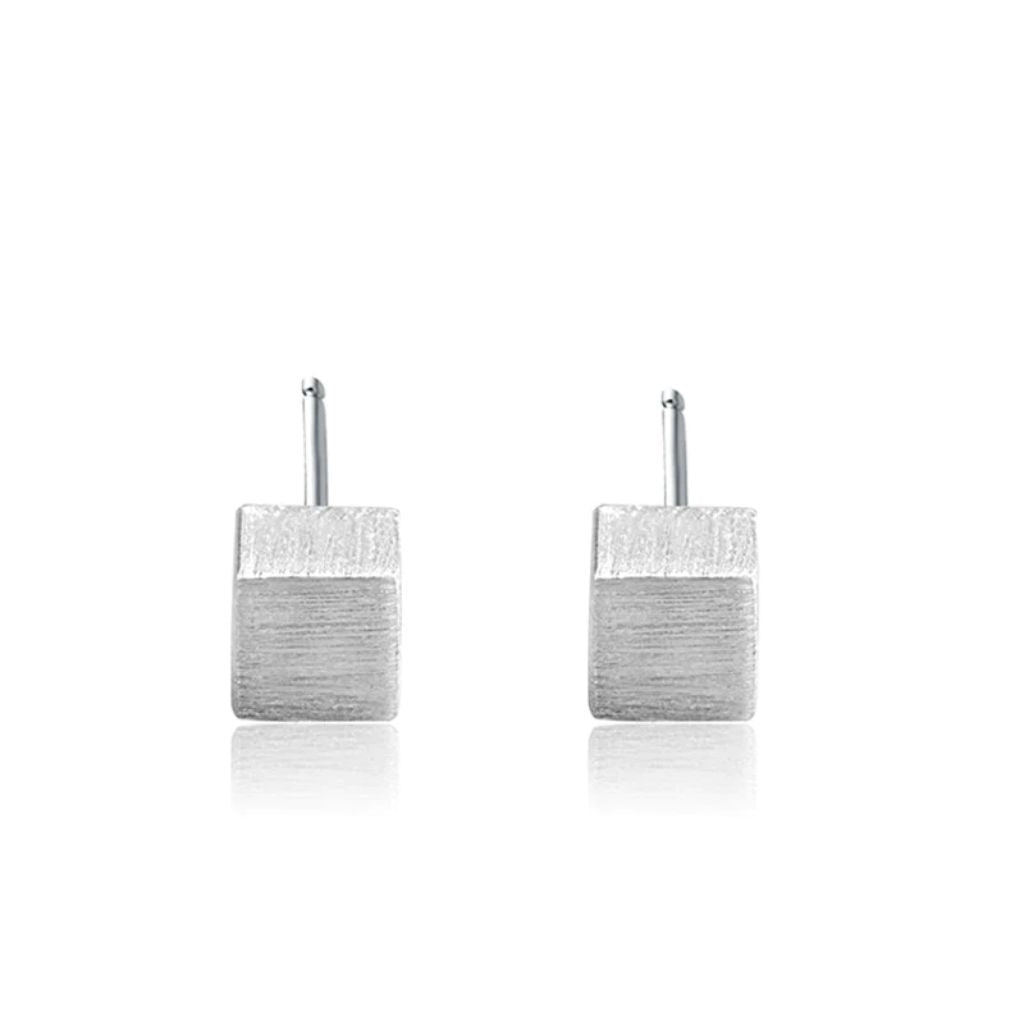 925 Sterling Silver Women's CZ Stud Earrings Bulk Rate 150/Gram Design-4