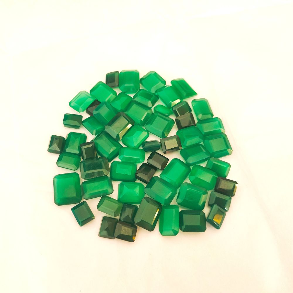 Natural Green Onyx Faceted Rectangle Shape Fine Quality Loose Gemstone at Wholesale Rates (Rs 20/Carat)