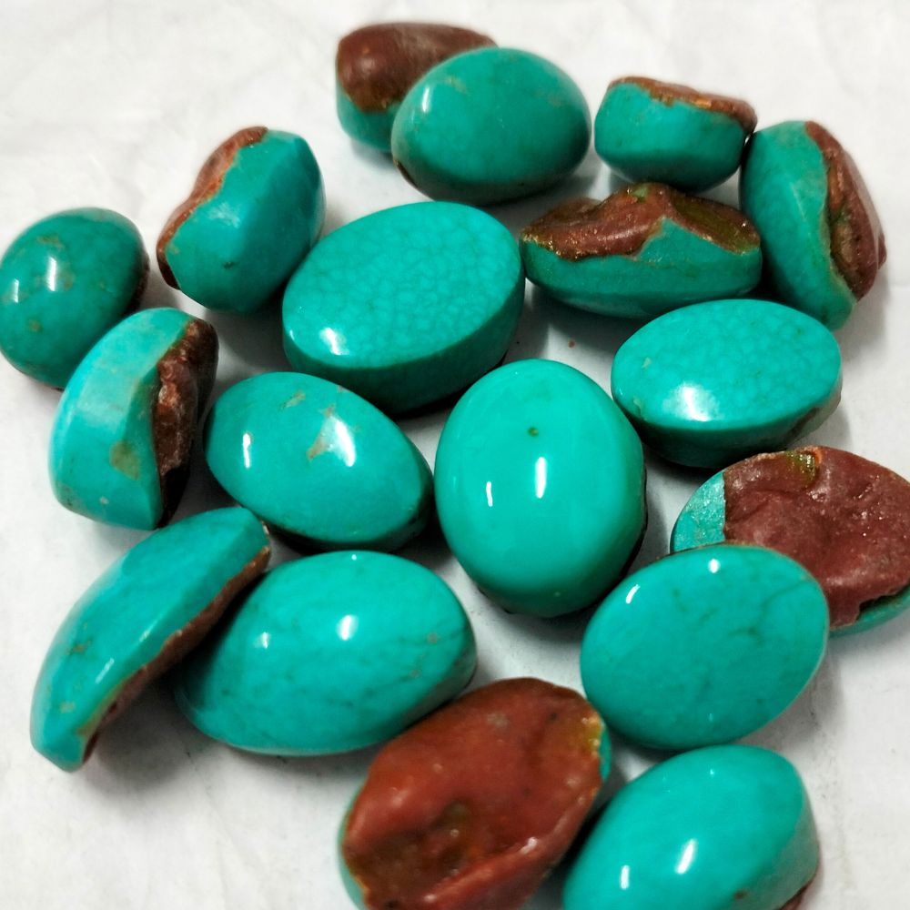Natural Arizona Turquoise Oval Shape Fine Quality Loose Gemstone at Wholesale Rates (Rs 70/Carat)