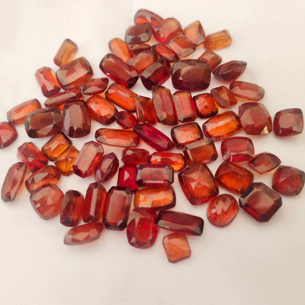 Natural Ceylon Gomeed Hessonite Fine Quality Loose Gemstone at Wholesale Rates (Rs 75/Carat)