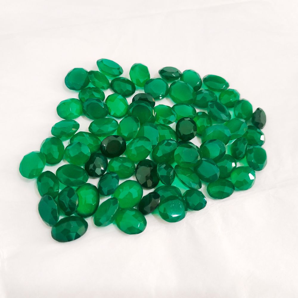 Natural Green Onyx Faceted Oval Shape Fine Quality Loose Gemstone at Wholesale Rates (Rs 20/Carat)