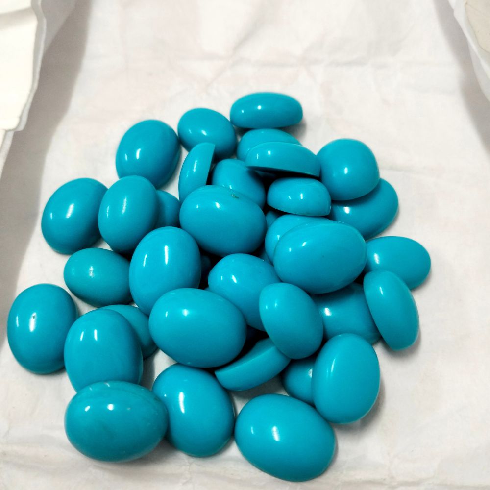 Natural Plain Turquoise Oval Shape Fine Quality Loose Gemstone at Wholesale Rates (Rs 20/Carat)