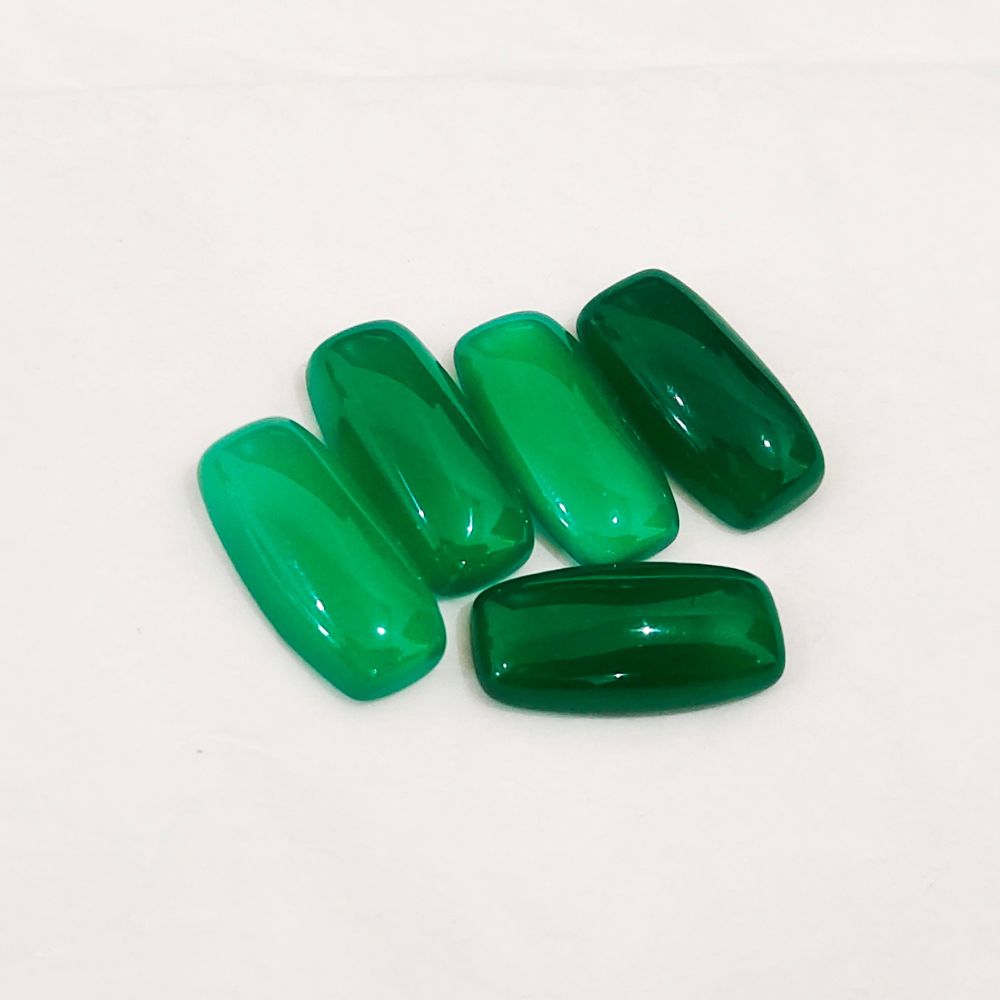 Natural Green Onyx Cabochon Rectangle Cushion Shape Fine Quality Loose Gemstone at Wholesale Rates (Rs 20/Carat)